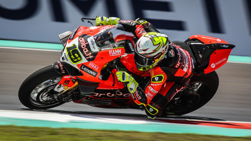 alvaro bautista wsbk mandalika 2022